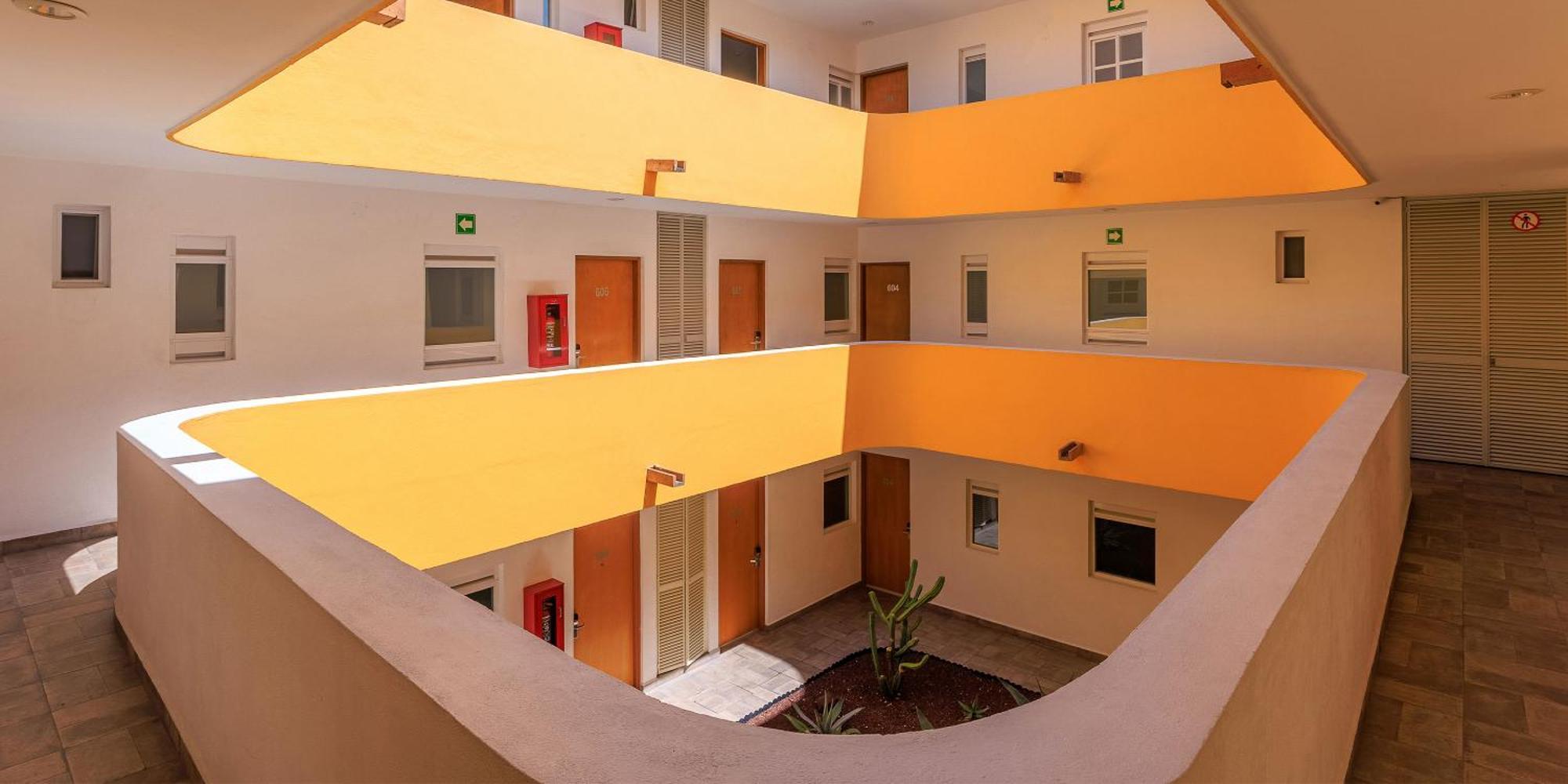 Opportunity Leon Hotel Ngoại thất bức ảnh