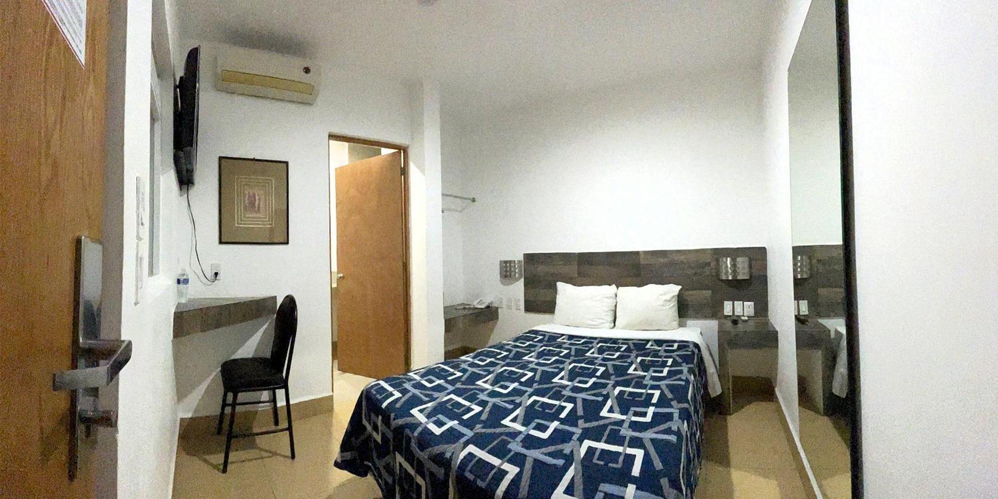Opportunity Leon Hotel Ngoại thất bức ảnh